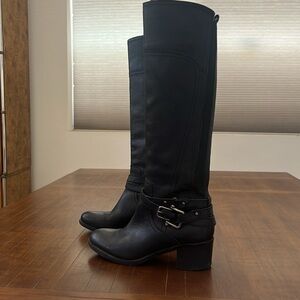 MARK FISHER - BLACK BUCKLE STYLE BOOT ZIP UP.